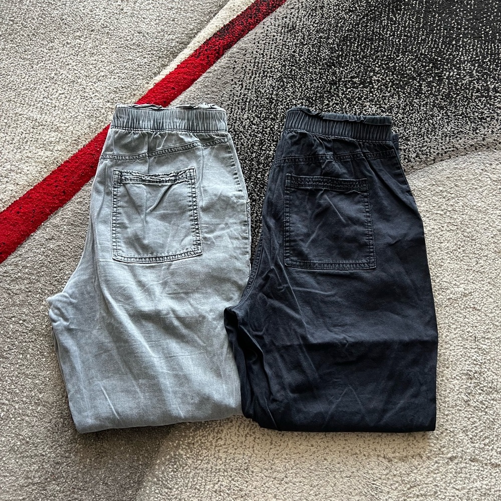 Women's Elastic-Waist Casual Pants - Light Gray & Black